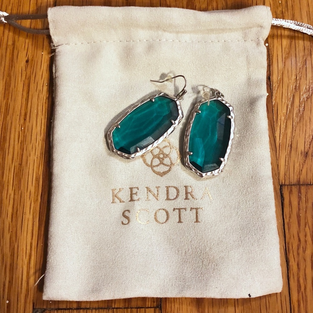 Kendra Scott Danielle earrings